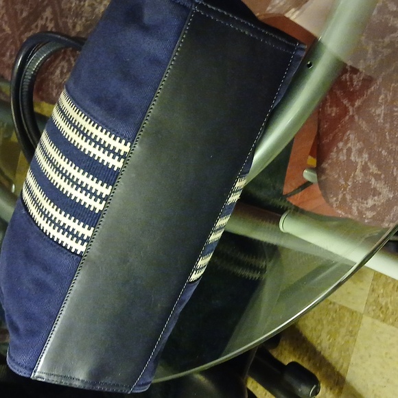 Tory Burch Ella Tote - Picture 8 of 13